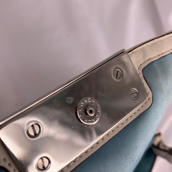 Coach Woven Leather Clutch with Detachable Chain - Picture 3 of 7